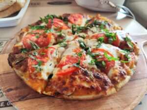 coasT Pizza