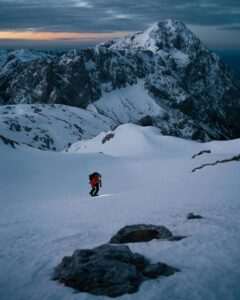 Alaska Mountaineering & Hiking